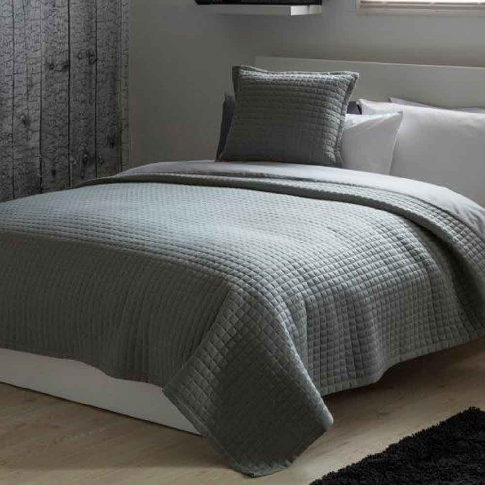 Details about   Belledorm Crompton Cotton Rich Bedspread Bed Runner or Cushion in Grey 
